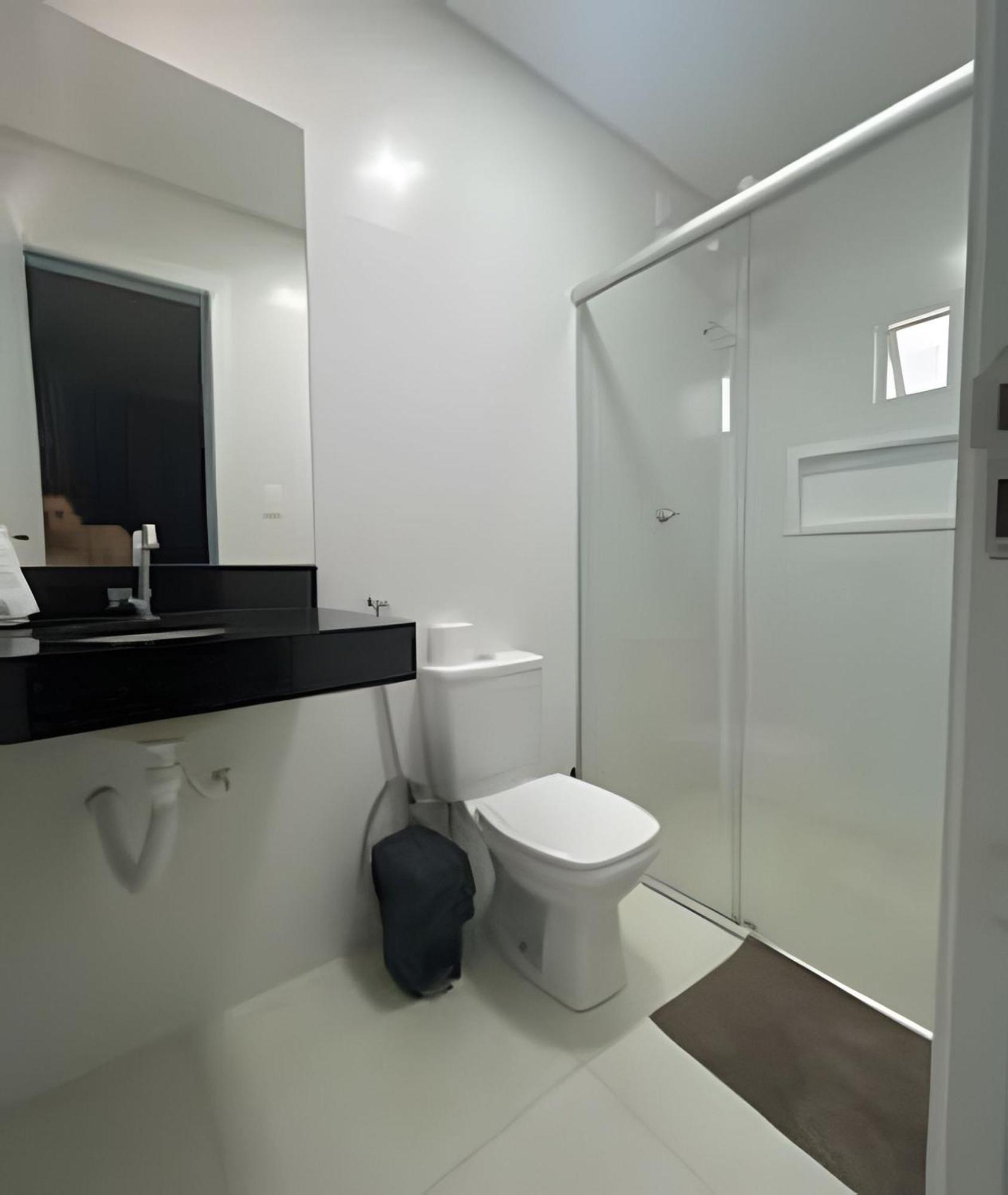 Para 10 Pessoas, 03 Quartos Ar Condicionado E Ventilador, Garagem, Atras Do Hospital Da Unimed Petrolina Εξωτερικό φωτογραφία
